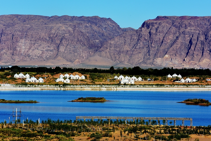 全國政協(xié)常委：護好山水林田湖草生命共同體